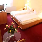 & Reiterhof Schumann Hotel Triptis