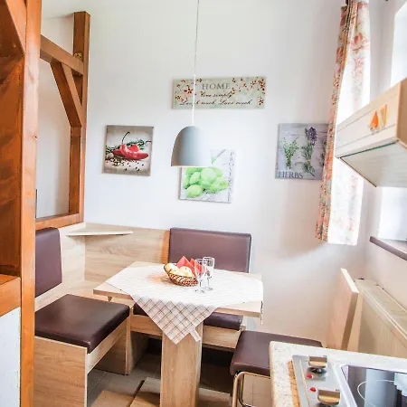 Landhotel & Reiterhof Schumann 3* Triptis