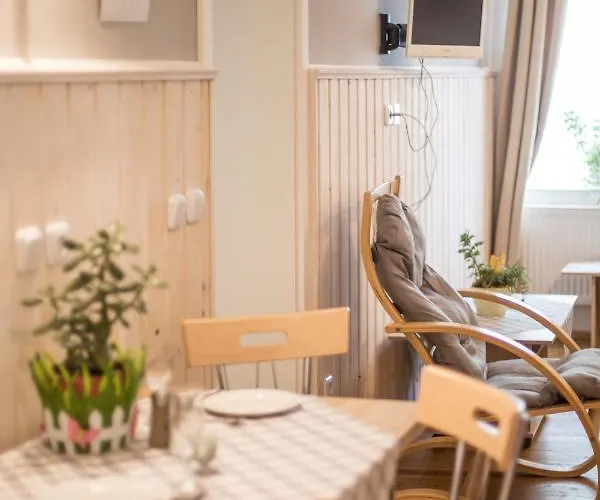 Отель Landhotel & Reiterhof Schumann 3*